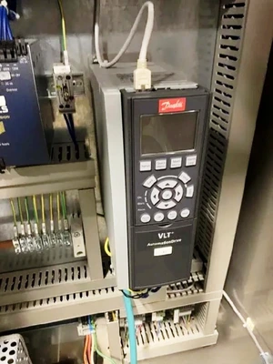 Heinkel H 300 P sanitary pilot peeler centrifuge, 316SS.