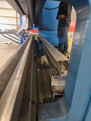 #3193 USED 1982 HTC HYDRAULIC PRESS BRAKE 3/16INCH x 12ft.