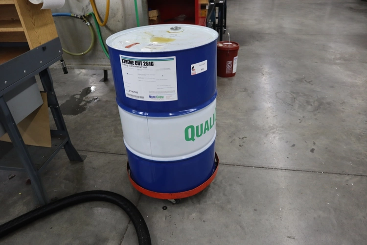 Used GENERIC GENERIC Chemicals, Fluids & Lubes Minnesota US | Machinesused.com #1395091