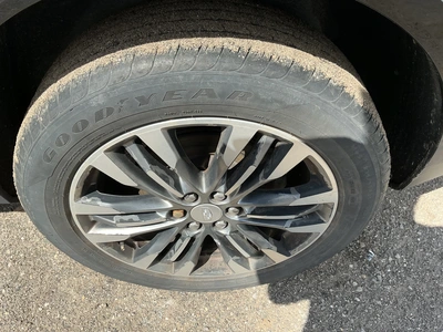 USED 2017 CADILLAC XT5