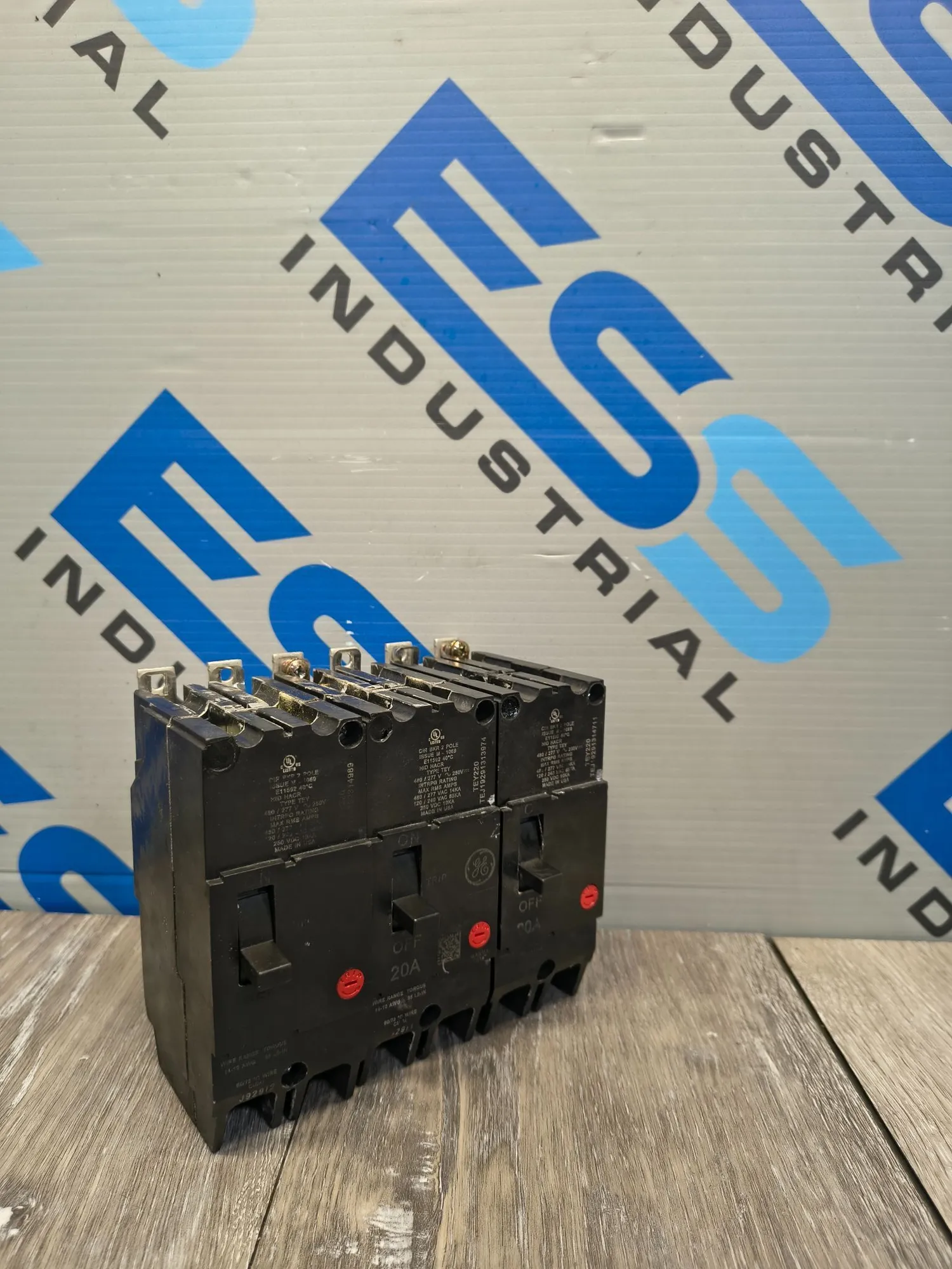 Used GENERAL ELECTRIC E11592 Circuit Breakers South Carolina US | ESS Industrial Equipment Sales #1232209