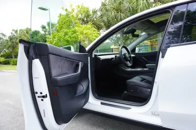 Used 2022 TESLA MODEL Y SUVs Florida US | Truck and Van Outlet #1509246