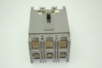 Used Westinghouse HFB3020 Circuit Breakers California US | Davliegogo LLC #1705242