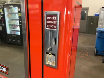 Used _UNKNOWN_ _UNKNOWN_ Vending Machines Michigan US | Miedema Asset Management Group #1321351