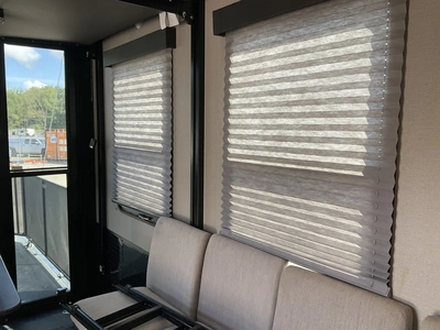 Used 2022 GRAND DESIGN MOMENTUM Campers, Caravans, Motorhomes Michigan US | Miedema Asset Management Group #1366695