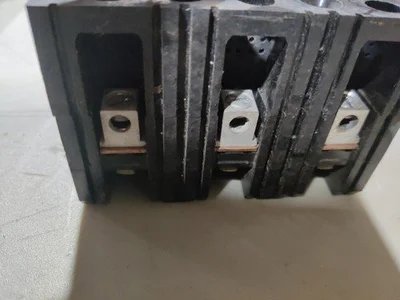 Square D FAL34015 15AMP Molded case Circuit Breaker *Free SHIPPING*
