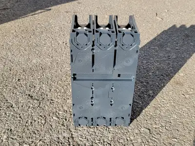 NEW SCHNEIDER ELECTRIC NSX 400-630 F/N/H/NA