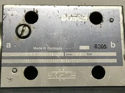 USED BOSCH 0 810 001 702