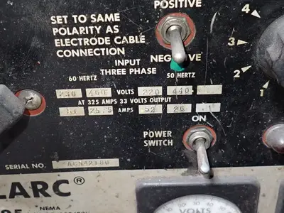USED THE LINCOLN ELECTRIC COMPANY R3S325