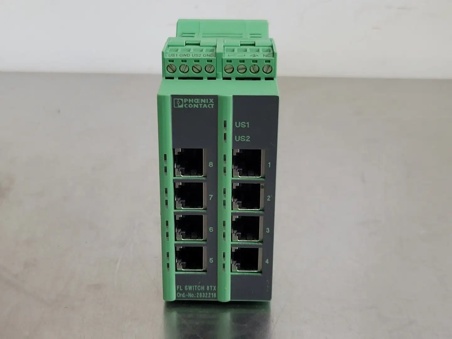 NEW 2009 PHOENIX CONTACT FL SWITCH 8TX