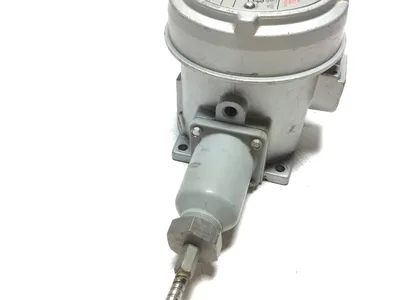 USED UNITED ELECTRIC CONTROLS (UE) E122-2BSB