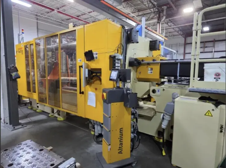 Used 2023 HUSKY HL650-RS80/65 Injection Molding Machines CA | INJECTION DEPOT #1323505