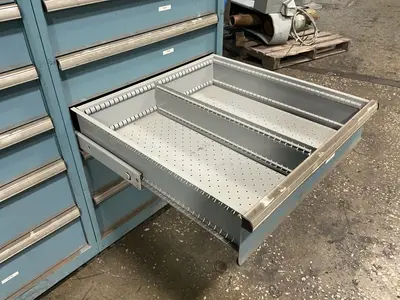 Used LISTA _UNKNOWN_ Cabinets Ohio US | HGR 24 #1407522