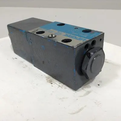USED VICKERS DG4V-3-2AL-M-U-HL7-60