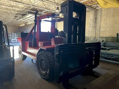 50,000 LB CAPACITY TAYLOR (EAGLE FRAME) MODEL #YS DETROIT DIESEL HEAVY DUTY FORKLIFT: STOCK #18135