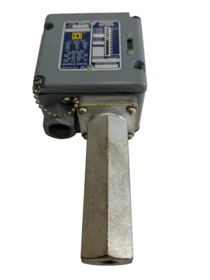 NEW SQUARE D 9012-ACW7 PRESSURE SWITCH 9012ACW7
