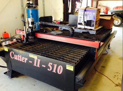 USED 2011 ADVANCE CUTTING