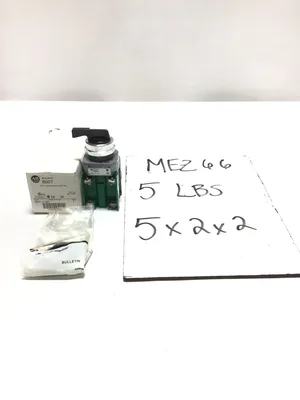 Allen-Bradley 800T-J17BP Selector Switch 30mm