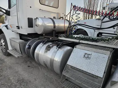 USED 2018 PETERBILT 567