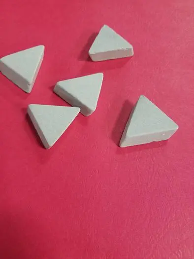 Angle Cut Triangle 22^ 1 3/8 x 1/2 XF Ceramic