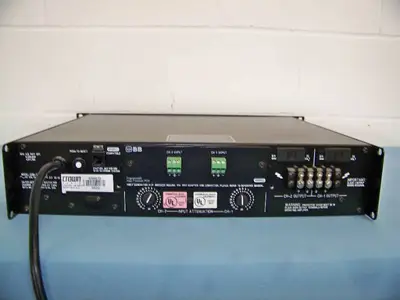 Crown COM-TECH 210 Power Amp / Amplifier
