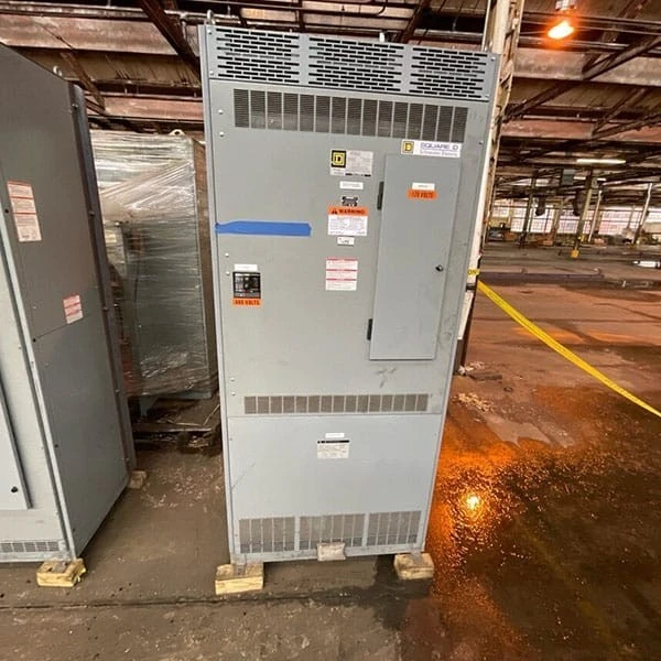 Used Square D _UNKNOWN_ Misc Industrial Equipment Texas US | ISP Equipment Group #1318885