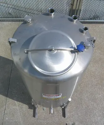 SPC9356  Tank 250 gallon vertical tank, Stainless Steel, slope