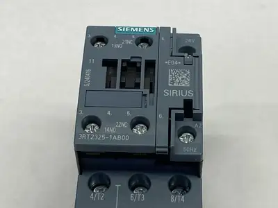 3RT2325-1AB00 | Siemens  SIRIUS Contactor 4-Pole 35A 400V - Used