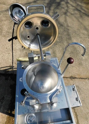 USED GROEN VACUUM KETTLE TDC/3-10