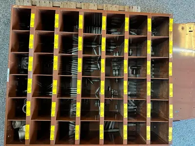 Used _UNKNOWN_ _UNKNOWN_ Bins Tennessee US | Myron Bowling Auctioneers Inc #1547651