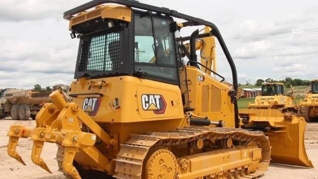 USED 2024 Caterpillar D4