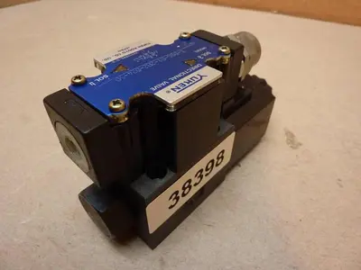 USED YUKEN T-DSG-01-2B2-D24-50