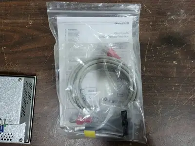 NEW HONEYWELL XI882A