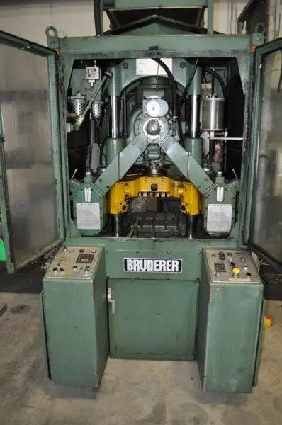 Used 1983 BRUDERER BBU 190/85 High Speed Production Presses | D & D Industries #438378