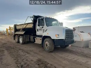 USED 2019 Freightliner 114SD
