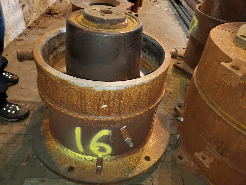 Moulds for McNeil Bladder Press Passenger Light Truck