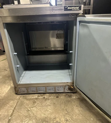 174-0112 Delfield 27” Worktop Self Contained Cooler