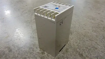 Multitek M200-TVUVRPE DC Voltage Under Trip Module Used