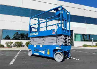 USED 2018 GENIE GS-2632