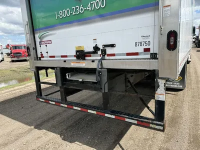 Used 2019 FREIGHTLINER BUSINESS CLASS Reefer Trucks Minnesota US | Carco Truck & Equipment #1514207
