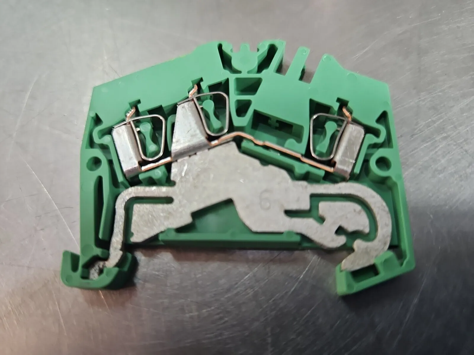Weidmuller ZPE 2.5-2/3AN Terminal Block. Loc 4E-8