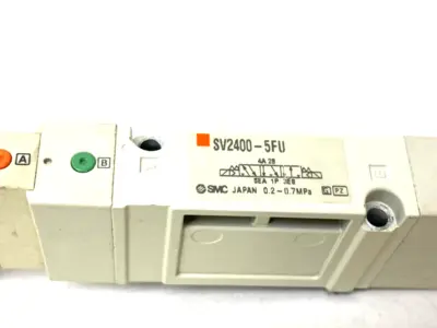 USED SMC PLUG-IN SOLENOID VALVE 5-PORT
