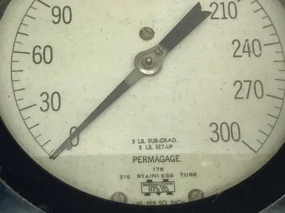 Used PERMAGAGE 176 Vacuum Gauges / Controllers Ohio US | Surplus Asset Holdings #1247070
