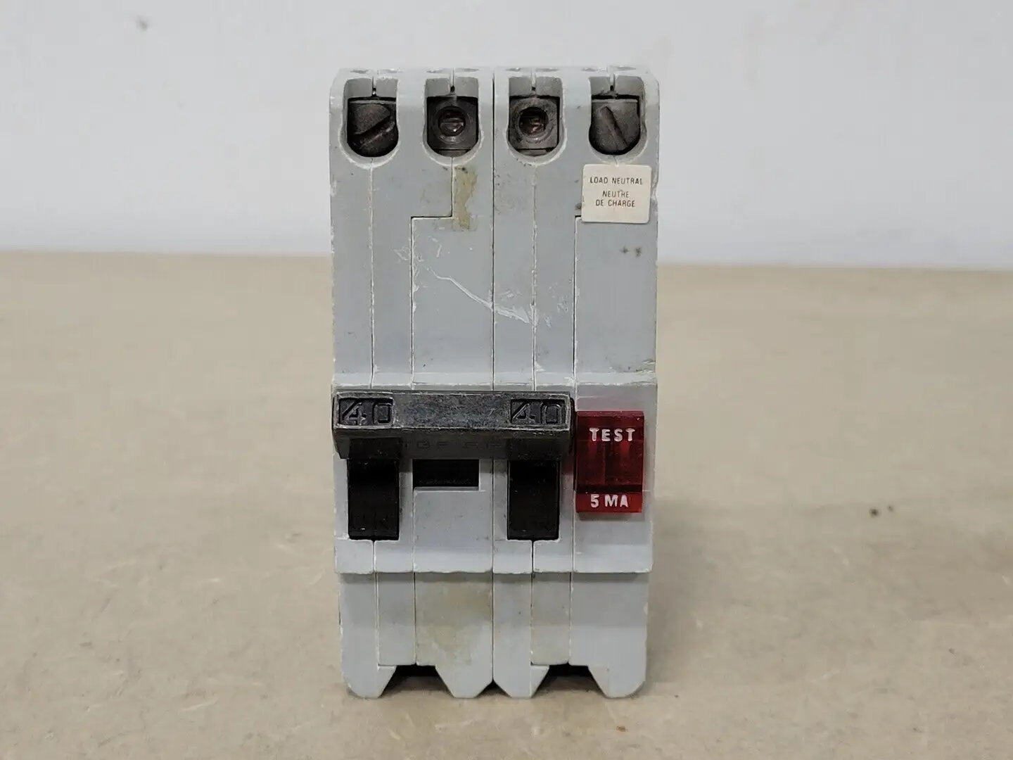 USED FEDERAL PIONEER NBGF240