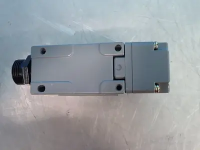 Used CUTLERHAMMER E50SAL Relays & Switches Ohio US | HGR 24 #798761