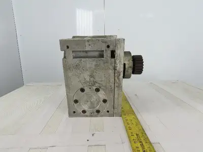 GUEL 409000/8.00 Type AE090/L Worm Gear Reducer 8:1 Ratio