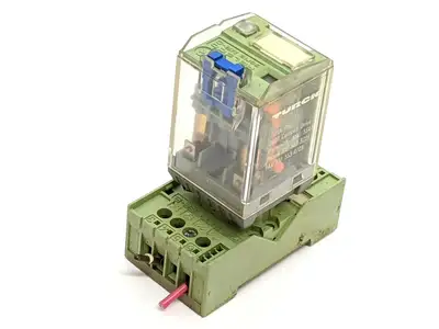 Used Turck Relay w/ S2-B Base Relays & Switches Michigan US | Maverick Industrial Sales #1401558