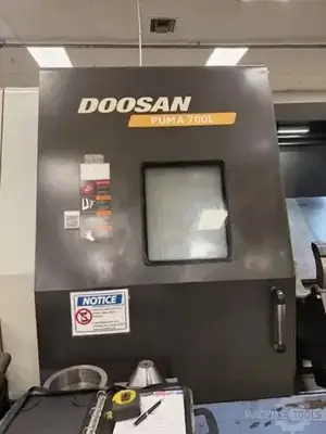 USED 2012 DOOSAN PUMA 700L