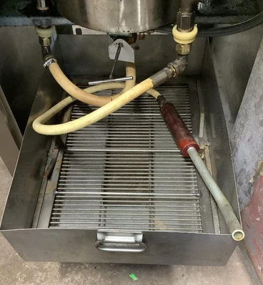 152-0340 Giles CF-400 Electric Fryer with Filter System