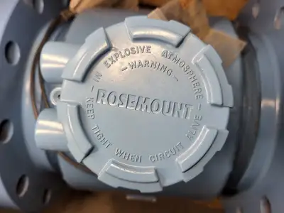 NEW ROSEMOUNT 8705FHA080C3W1N0Q4Q8DT